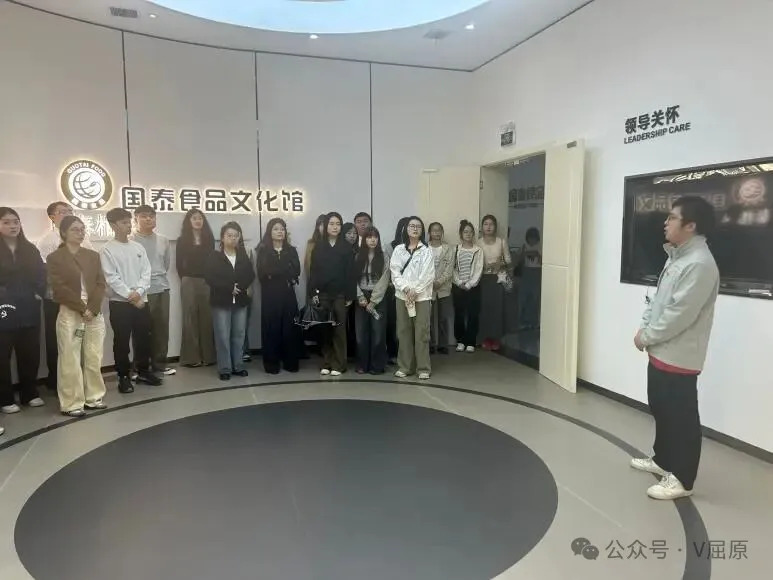 走读君山 且行且思  屈原管理区青干班开启“沉浸式”异地教学